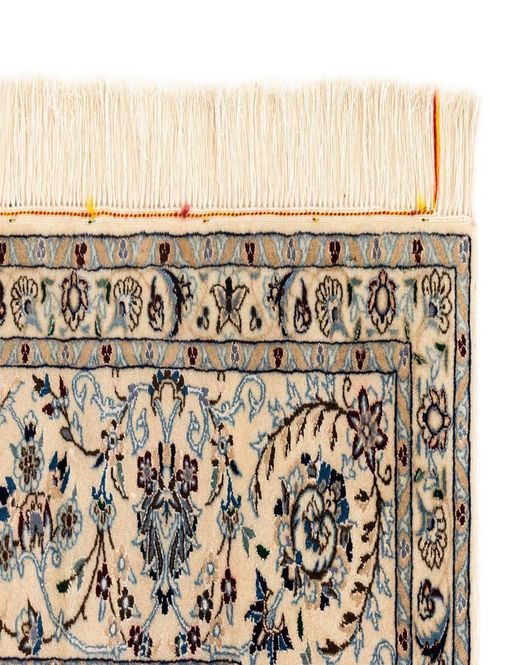 Detail image of 6' 8 x 10' 2 Nain Rug