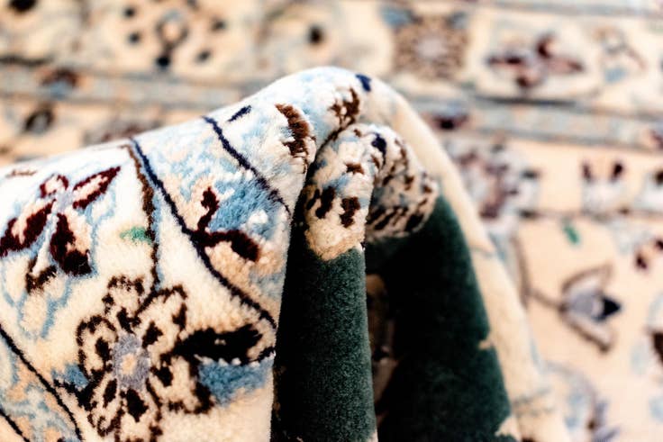 Detail image of 6' 10 x 8' 5 Nain Rug