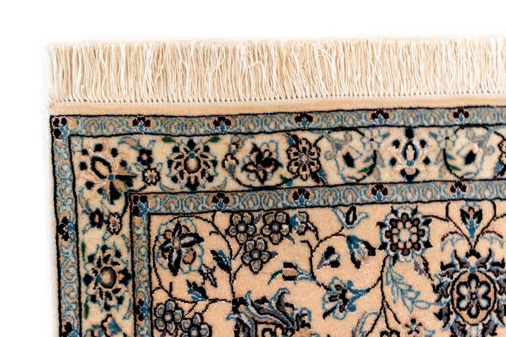 6' 10 x 8' 5 Nain Rug