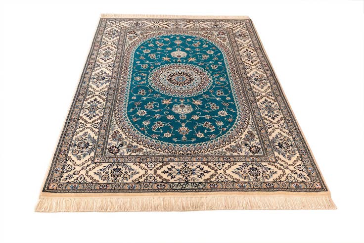 Detail image of 4' 3 x 6' 6 Nain Rug