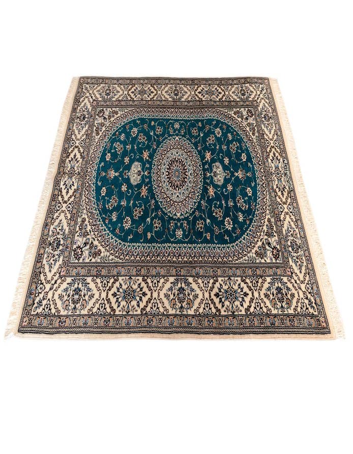 Detail image of 4' 3 x 6' 5 Nain Rug