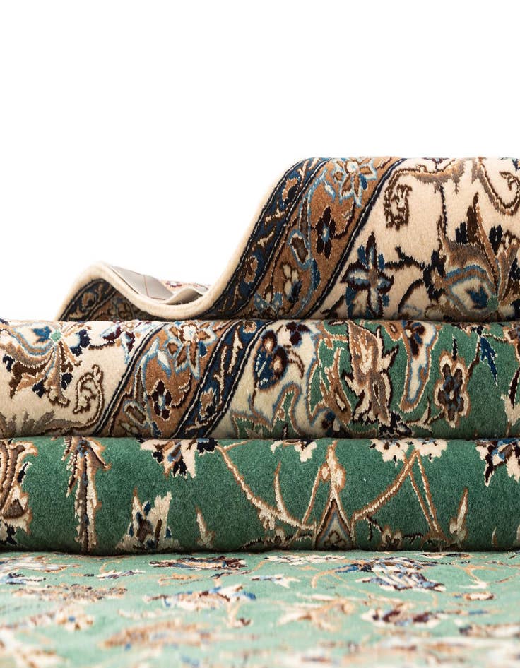 Detail image of 6' 7 x 9' 10  Hand Knotted Nain Rug