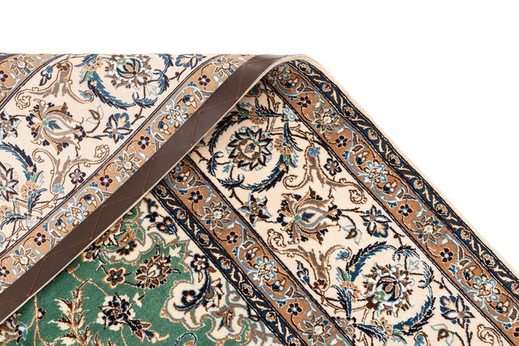 Detail image of 6' 7 x 9' 10 Hand Knotted Nain Rug