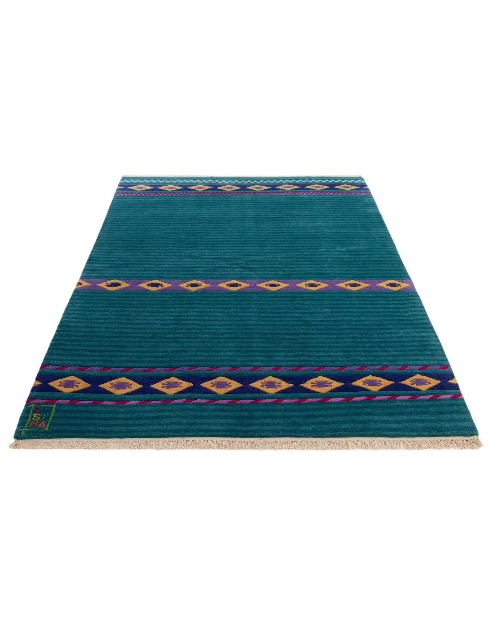 5' 9 x 7' 10 Hand Knotted Nepal Wool Rug
