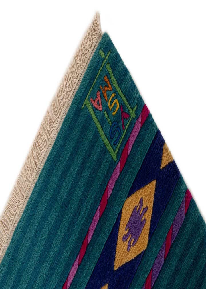 5' 9 x 7' 10 Hand Knotted Nepal Wool Rug