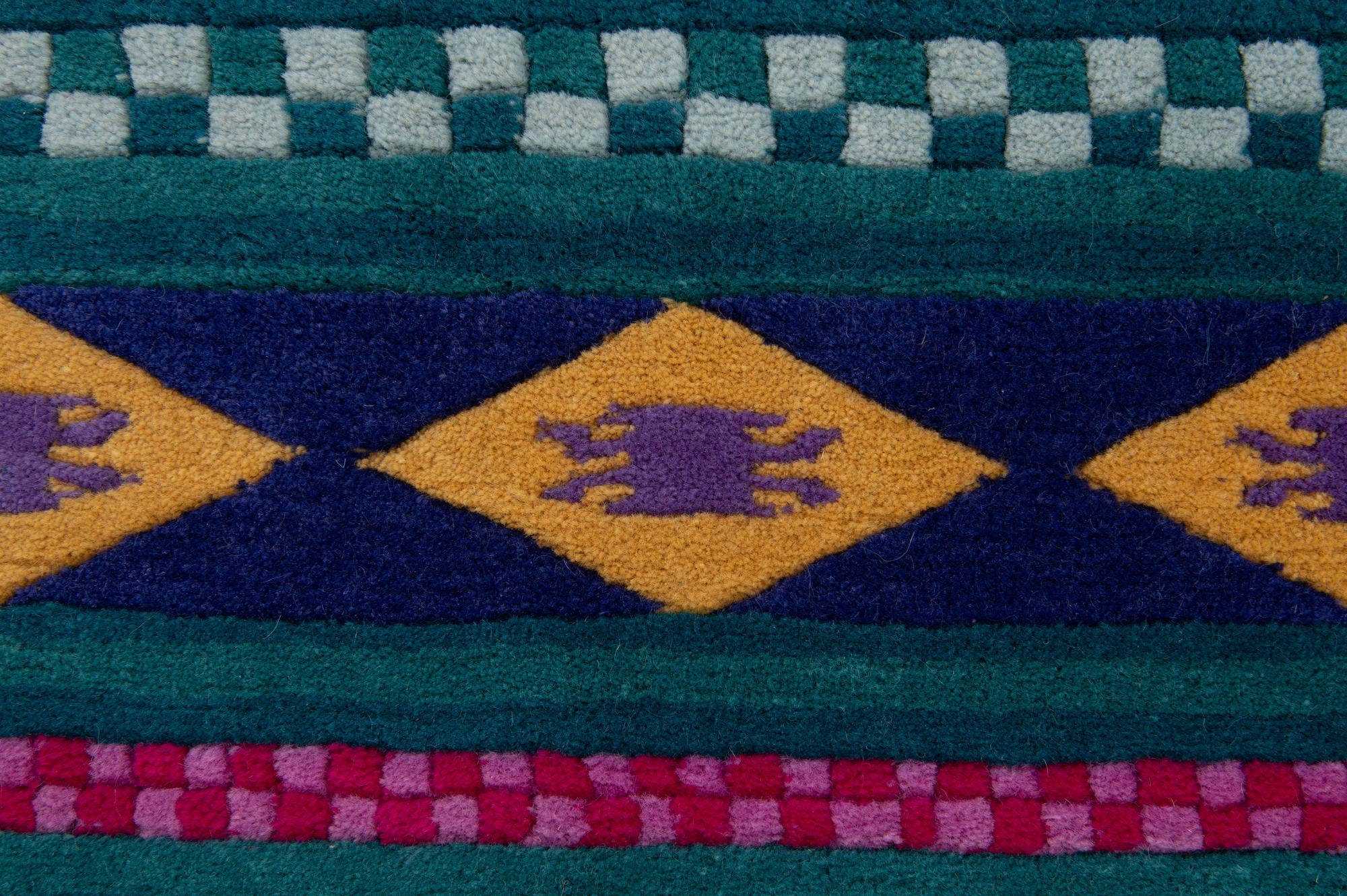 5' 9 x 7' 10 Hand Knotted Nepal Wool Rug