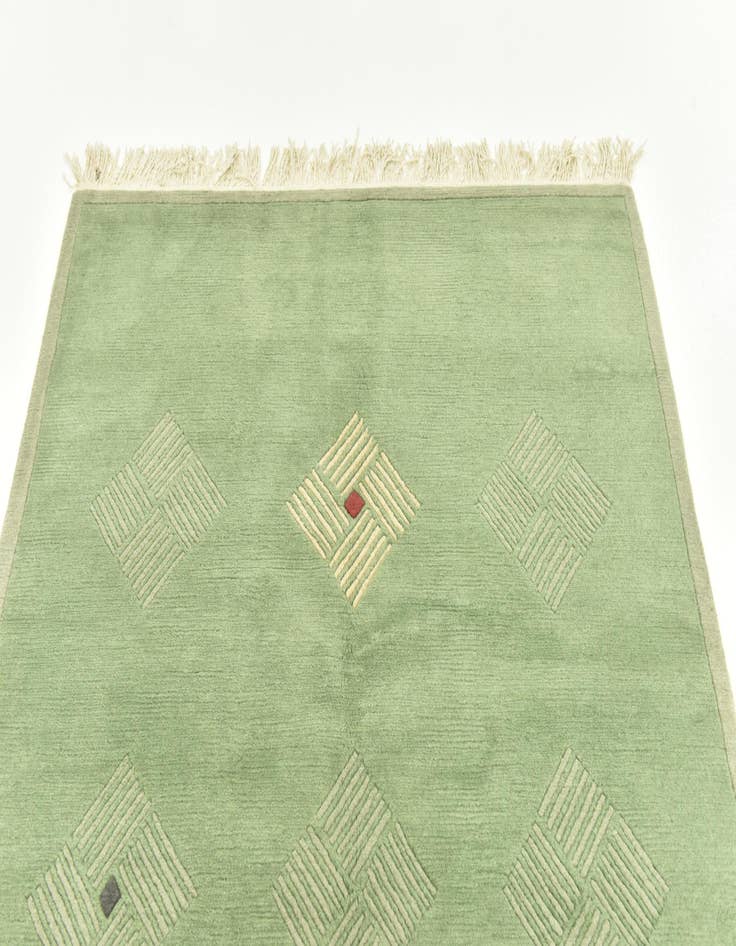 Detail image of 4' 7 x 6' 6 Hand Knotted Nepal Wool Rug