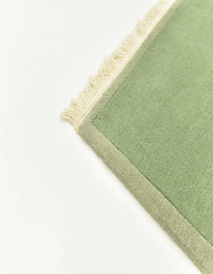 Detail image of 4' 7 x 6' 6 Hand Knotted Nepal Wool Rug