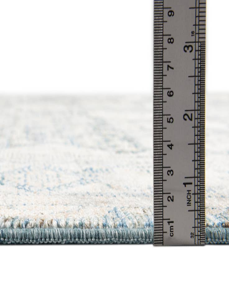 Detail image of 5' 3 x 7' 7 Noble Rug