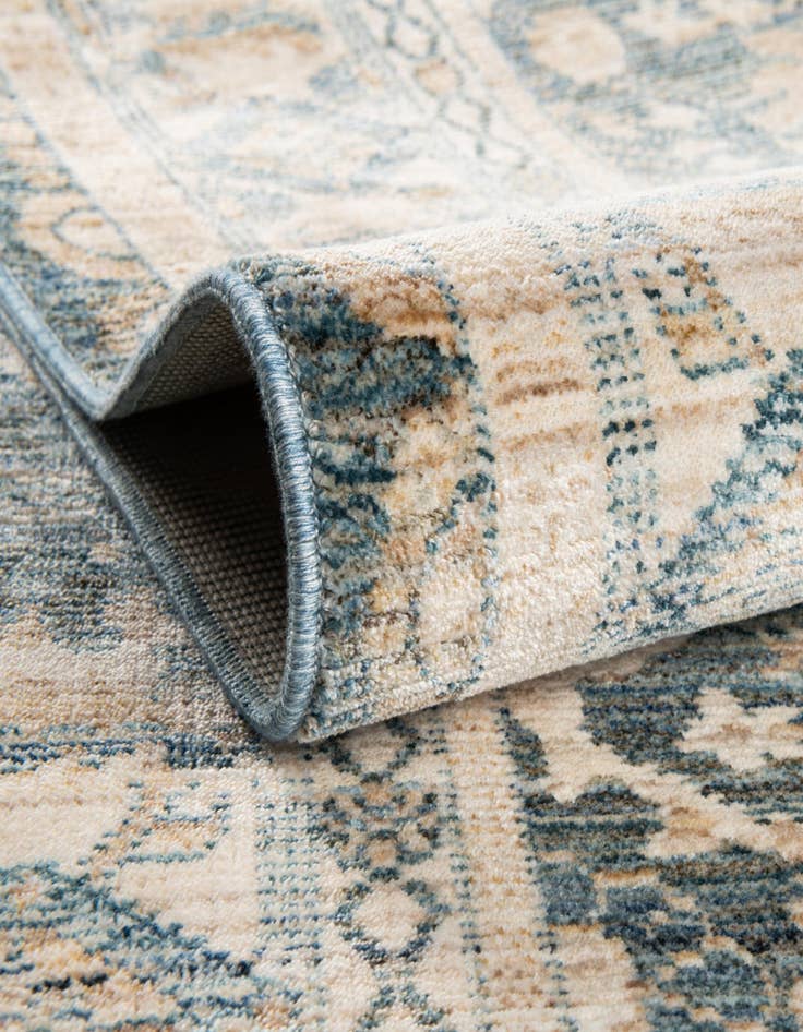 Detail image of 5' 3 x 7' 7 Noble Rug