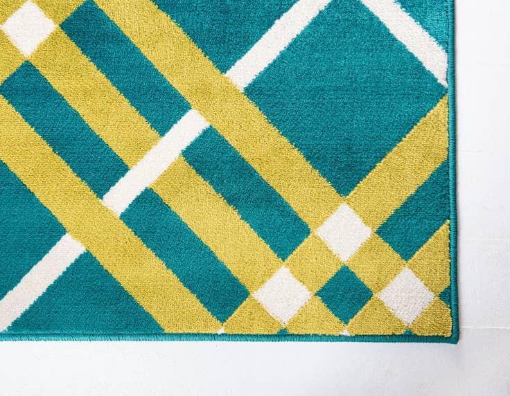 Detail image of Jane Seymour 5' x 8' Open Hearts Rug