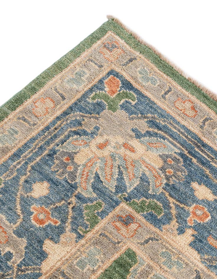 Detail image of 8' 1 x 9' 11  Hand Knotted Oushak Wool Rug