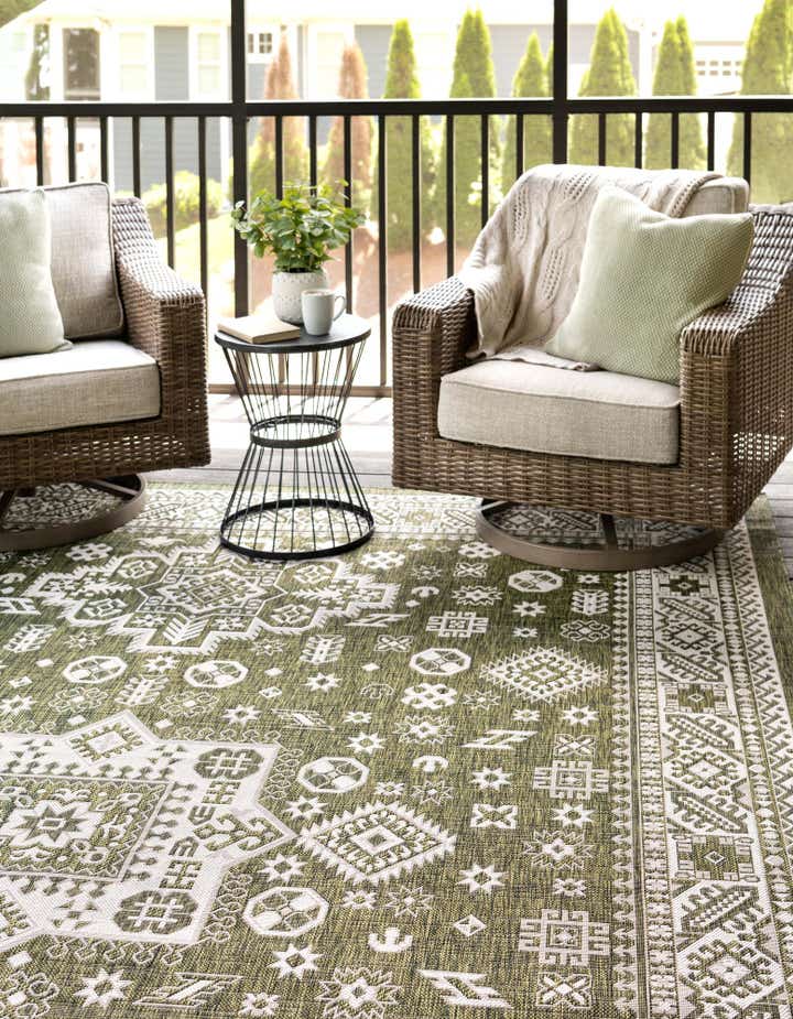Custom Green Easy-Clean Aztec Indoor / Outdoor Rug