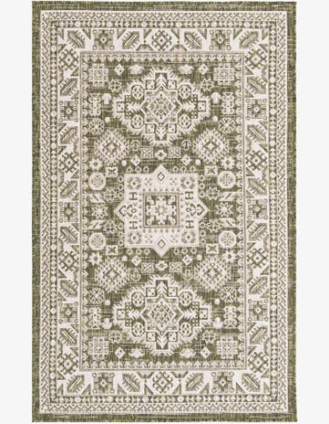 Green Easy-Clean Aztec Indoor / Outdoor Rug