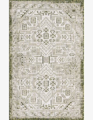 Green Easy-Clean Aztec Indoor / Outdoor Rug