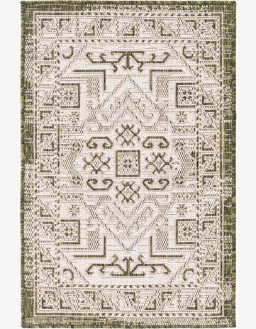 Green Easy-Clean Aztec Indoor / Outdoor Rug