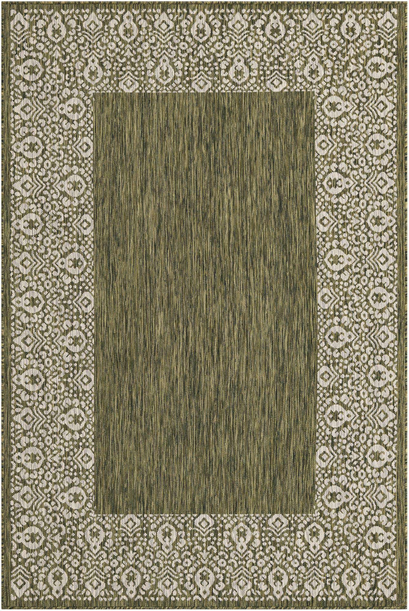 5' 3 x 8' Easy-Clean Border Indoor / Outdoor Rug