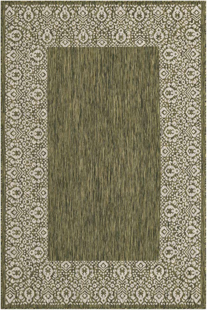 5' 3 x 8' Easy-Clean Border Indoor / Outdoor Rug