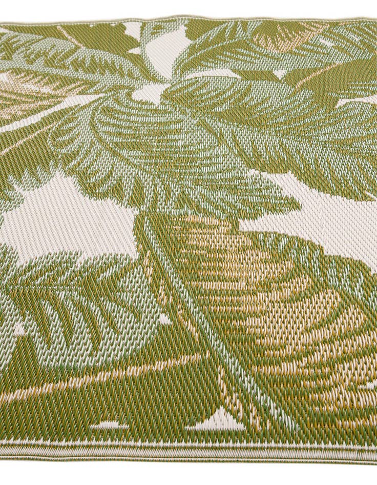 Detail image of 4' x 6'  Washable Botanical Indoor / Outdoor Rug