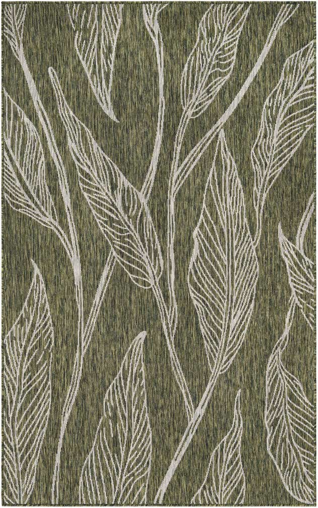 5' 3 x 8' Easy-Clean Botanical Indoor / Outdoor Rug