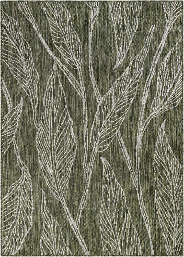 5' 3 x 7' Easy-Clean Botanical Indoor / Outdoor Rug