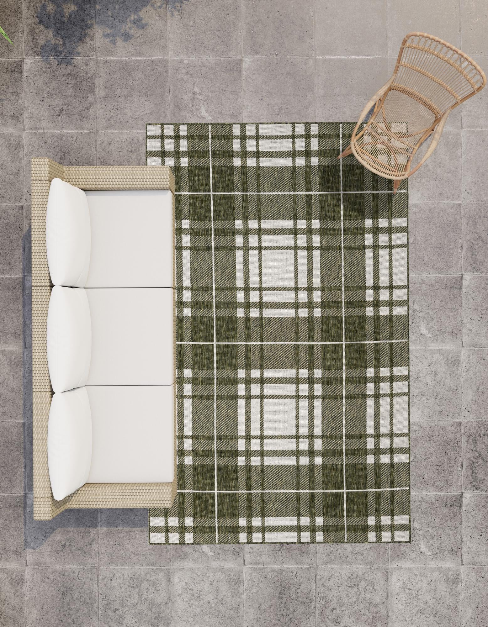 7' 10 x 10' Easy-Clean Checkered Indoor / Outdoor Rug