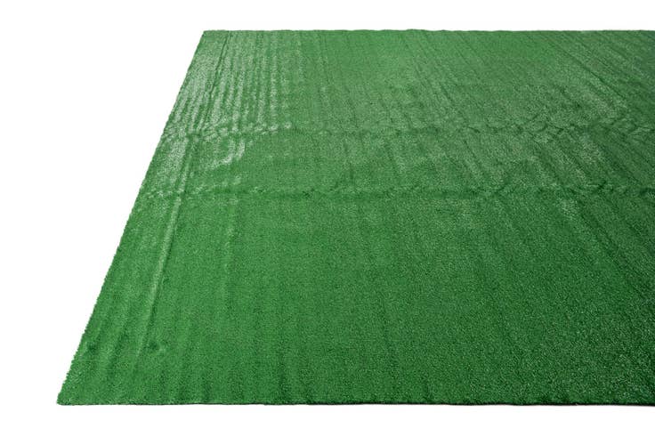 Detail image of 8' 10 x 12' Easy-Clean Grass Indoor / Outdoor Rug