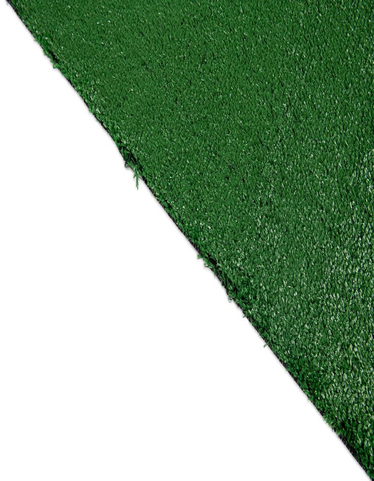 Detail image of 8' 10 x 12' Easy-Clean Grass Indoor / Outdoor Rug