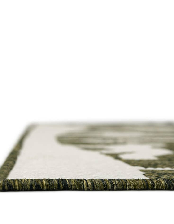 Detail image of 5' 3 x 7' Easy-Clean Holiday Indoor / Outdoor Rug