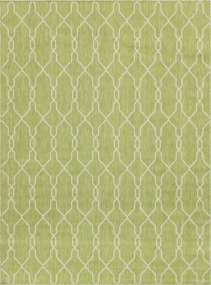 7' 10 x 11' Easy-Clean Lattice Indoor / Outdoor Rug