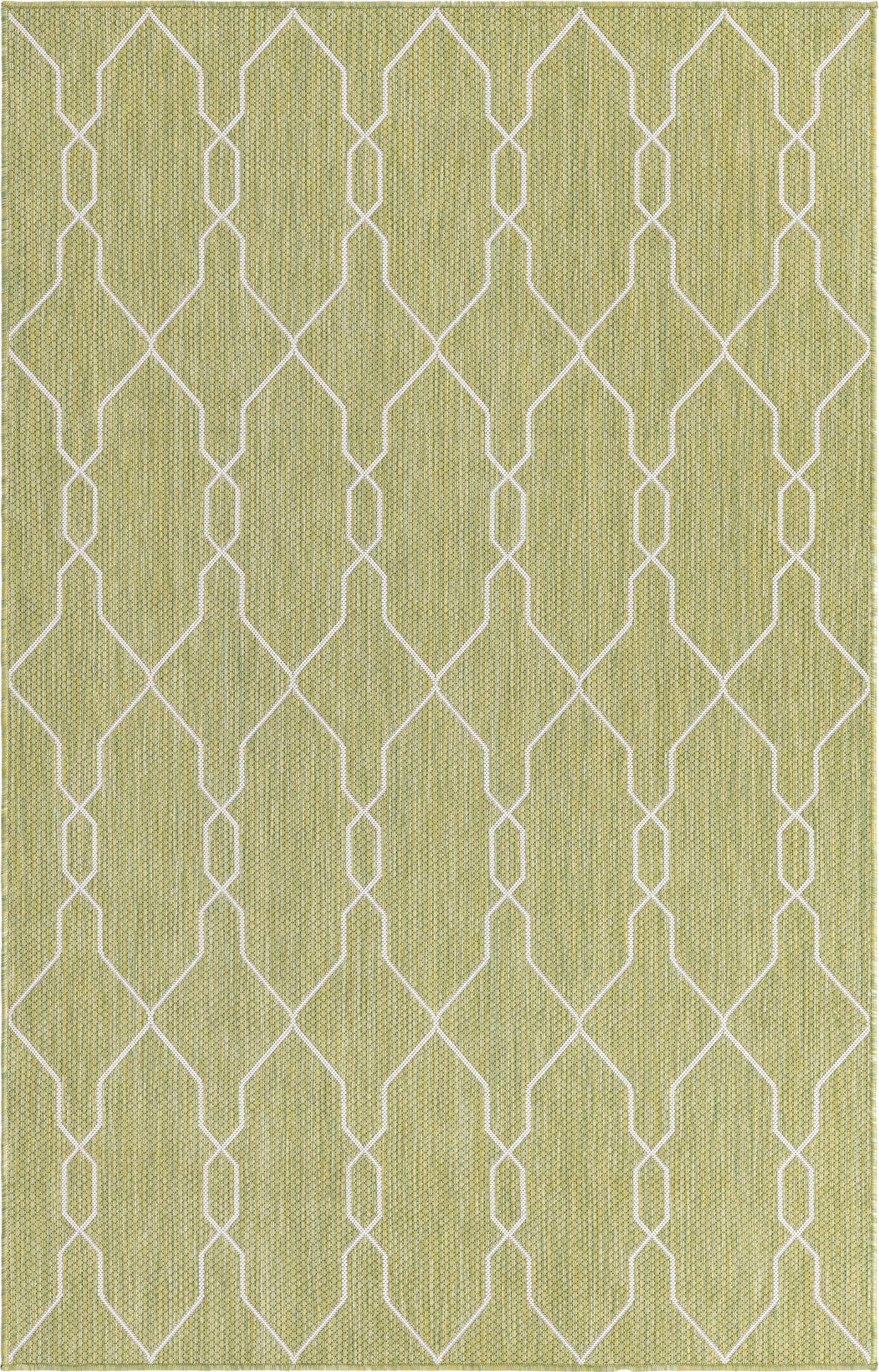5' 3 x 8' Easy-Clean Lattice Indoor / Outdoor Rug