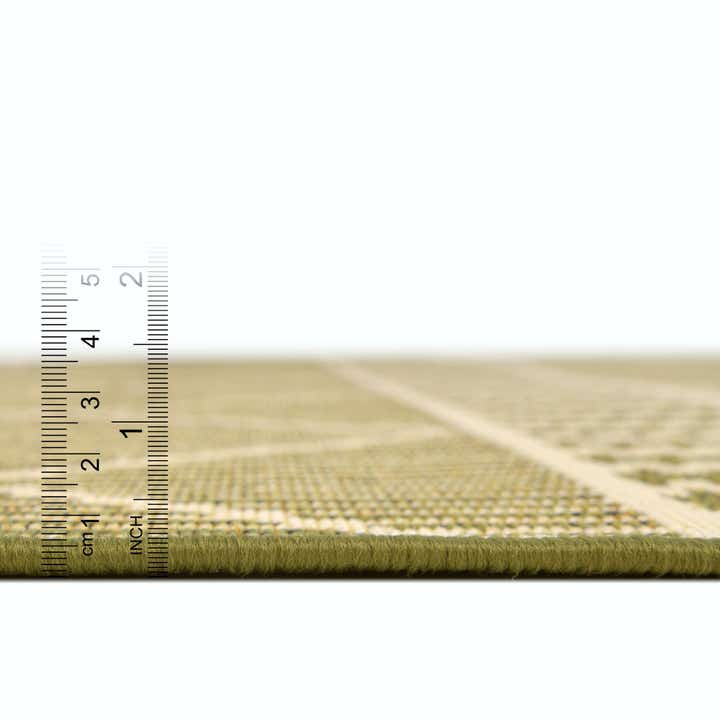 4' x 6' Easy-Clean Lattice Indoor / Outdoor Rug