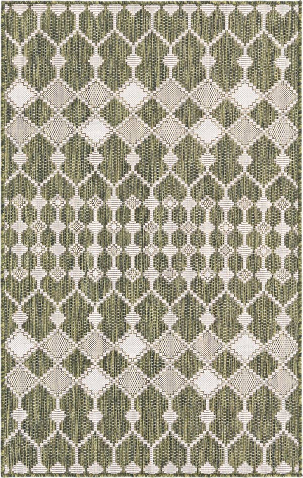 Detail image of 3' x 5' 3 Easy-Clean Lattice Indoor / Outdoor Rug