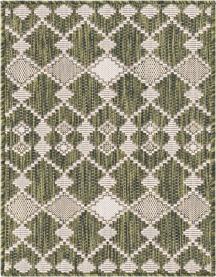 Detail image of 2' x 3' Easy-Clean Lattice Indoor / Outdoor Rug