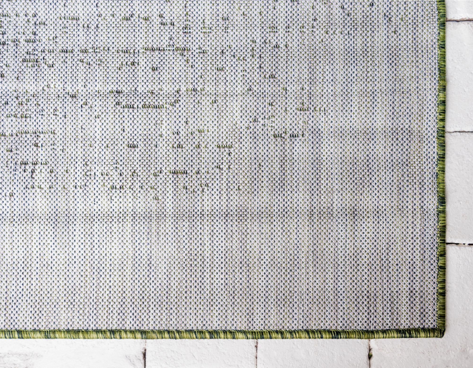 6' x 9' Easy-Clean Modern Indoor / Outdoor Rug