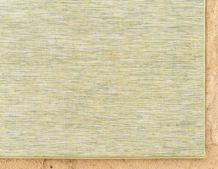 6' 3 x 9' Easy-Clean Solid Indoor / Outdoor Rug