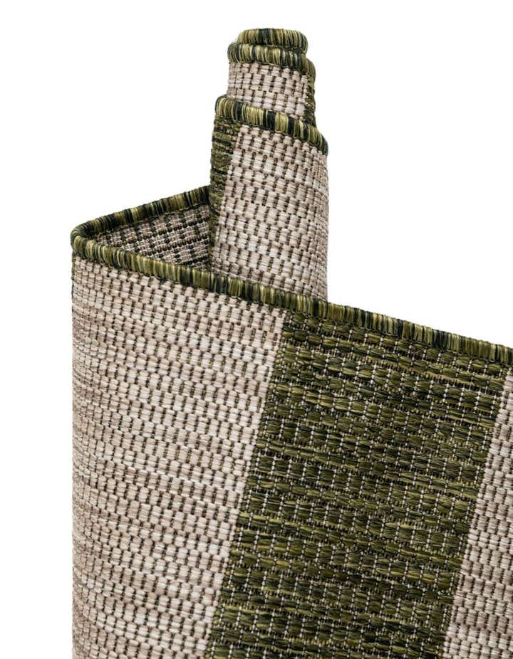 10' x 14' Easy-Clean Striped Indoor / Outdoor Rug