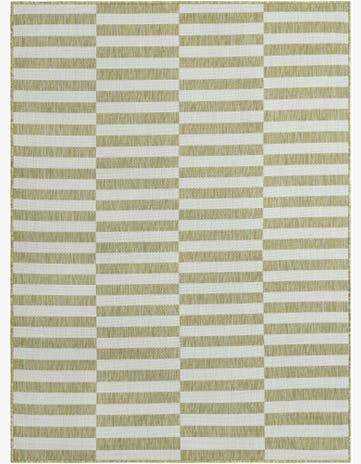 5' 3 x 7' Easy-Clean Striped Indoor / Outdoor Rug