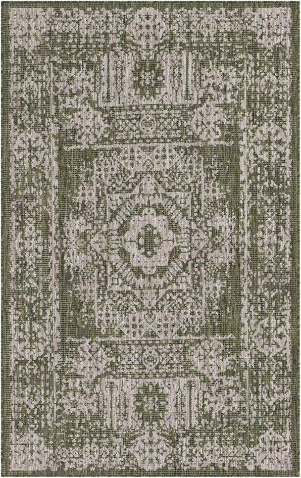Detail image of 5' 3 x 8' Easy-Clean Traditional Indoor / Outdoor Rug