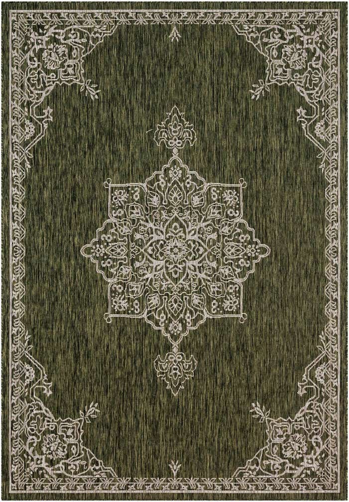 7' 10 x 11' Easy-Clean Traditional Indoor / Outdoor Rug