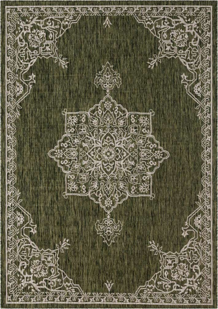 7' x 10' Easy-Clean Traditional Indoor / Outdoor Rug