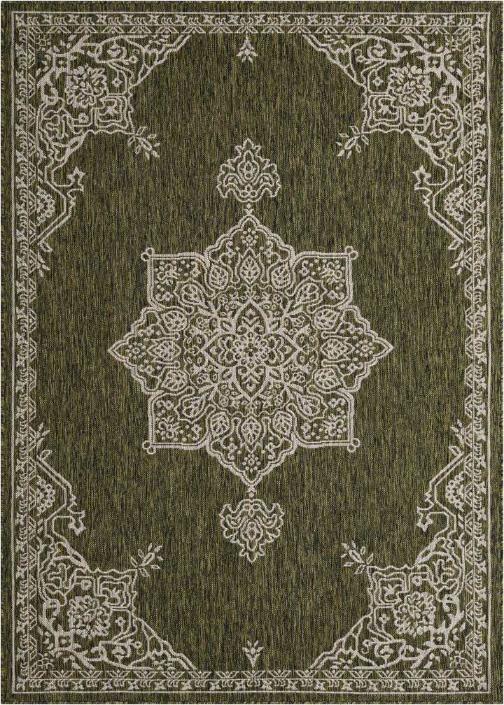 5' 3 x 8' Easy-Clean Traditional Indoor / Outdoor Rug