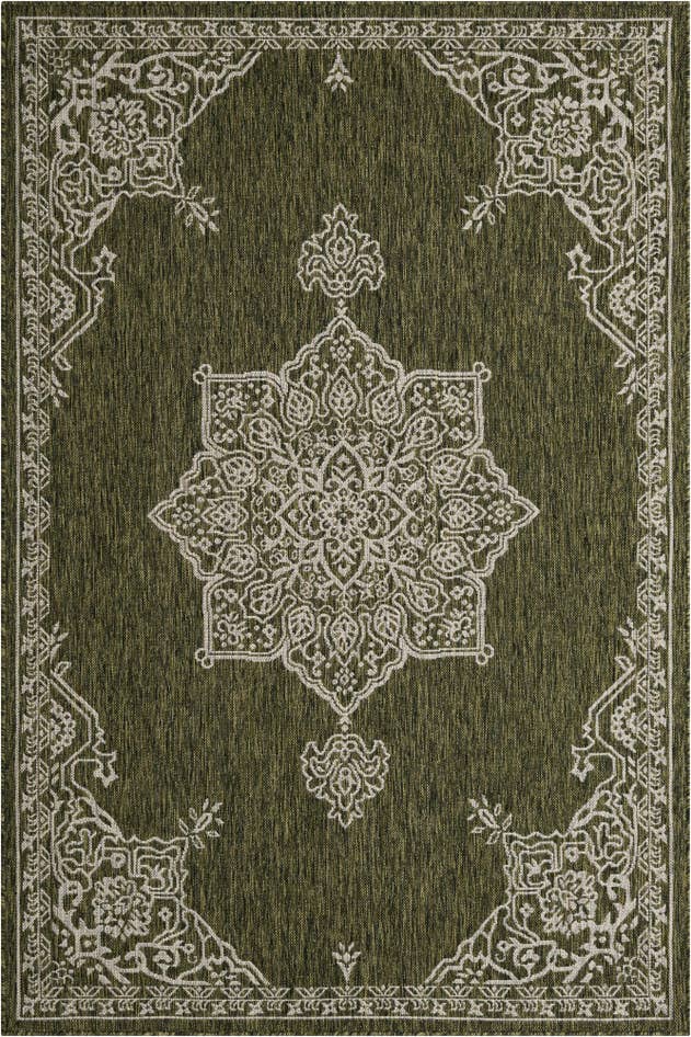 Detail image of 5' 3 x 8' Easy-Clean Traditional Indoor / Outdoor Rug