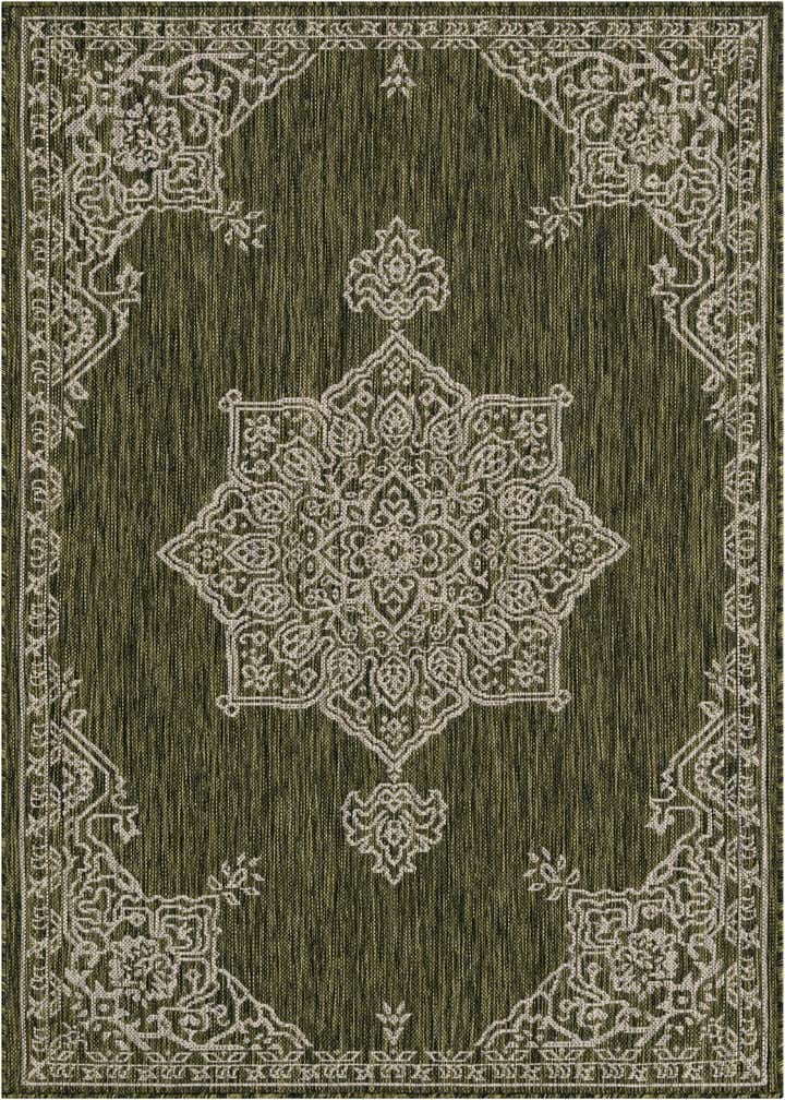 4' x 6' Easy-Clean Traditional Indoor / Outdoor Rug