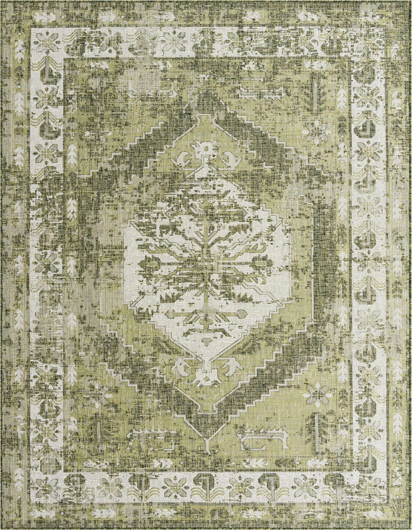 7' x 10' Easy-Clean Traditional Indoor / Outdoor Rug