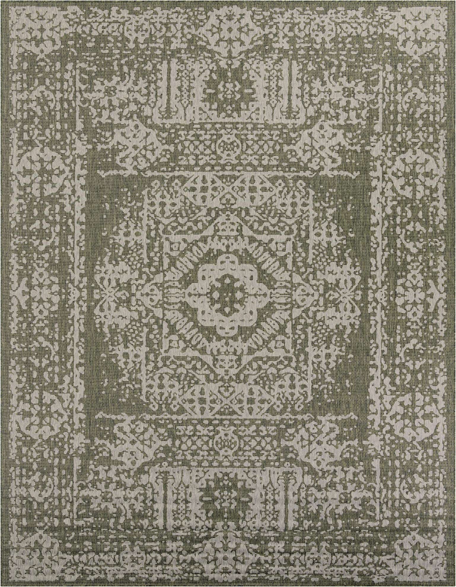 10' x 13' Easy-Clean Traditional Indoor / Outdoor Rug