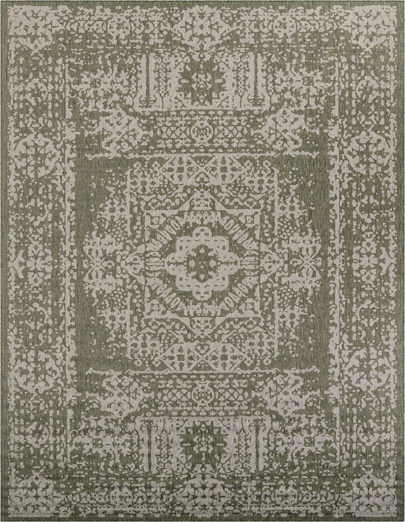 10' x 14' Easy-Clean Traditional Indoor / Outdoor Rug