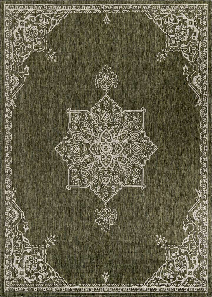 10' x 13' Easy-Clean Traditional Indoor / Outdoor Rug
