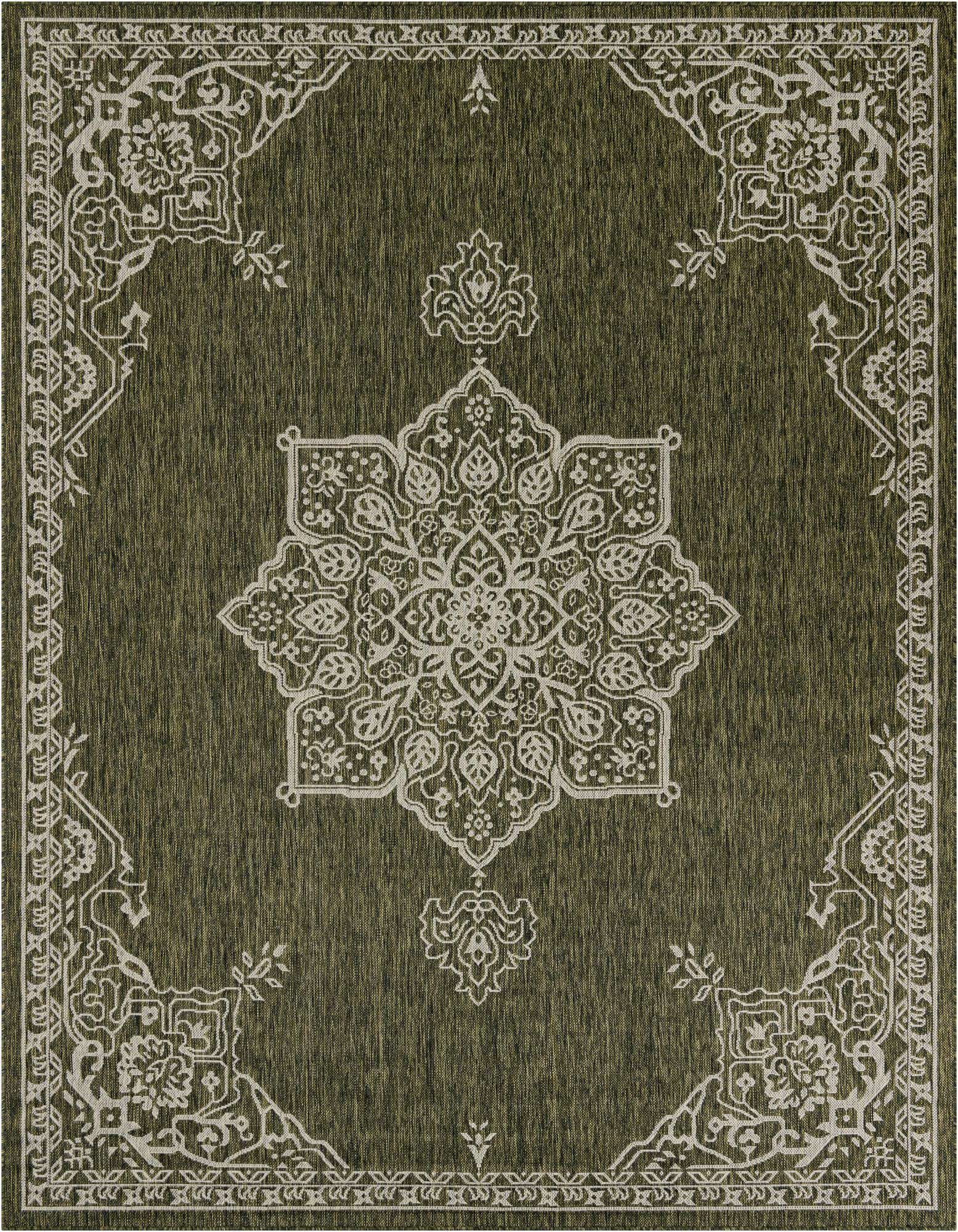 7' 10 x 10' Easy-Clean Traditional Indoor / Outdoor Rug