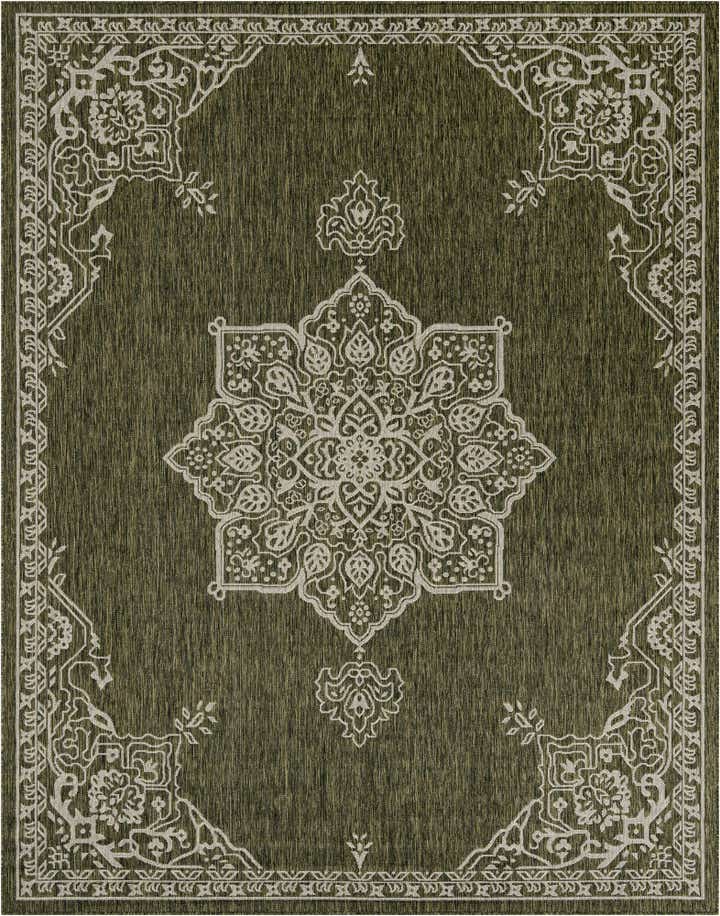 7' 10 x 10' Easy-Clean Traditional Indoor / Outdoor Rug
